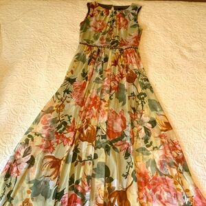 Alexa B Graceful Floral Maxi